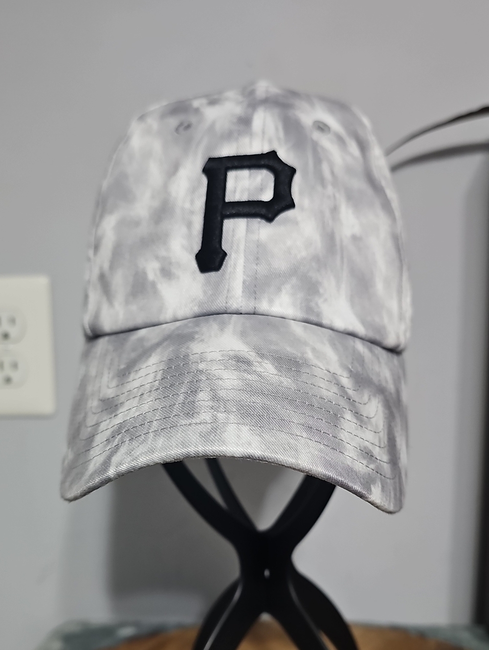 Pittsburg Pirates MLB Fanatics Gray Marble Tie-Dye Hat